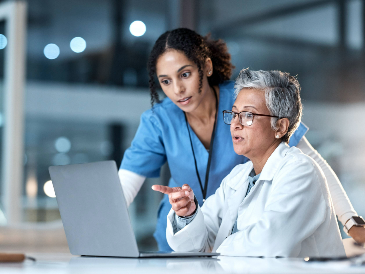 healthcare-professionals-at-work-thumb